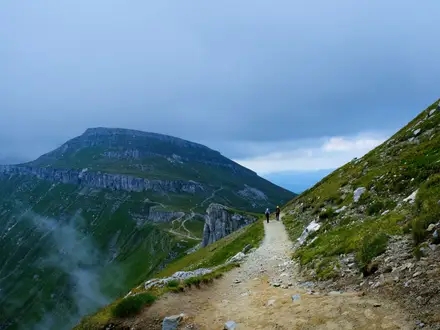 Omu Peak Summit Trail