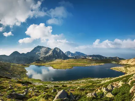 Tevno Lake and Demyanitsa Hut