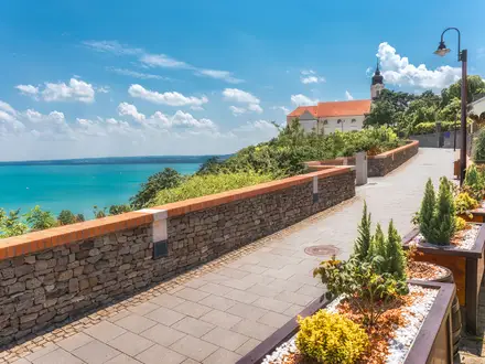 Tihany Peninsula Loop