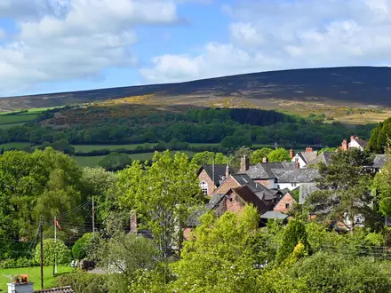 Weaver Hills Circular Walk